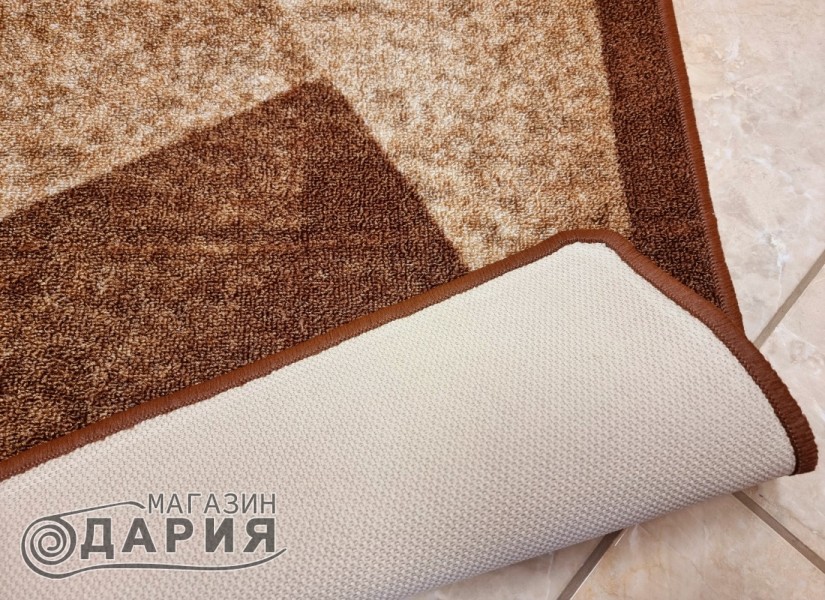 Мокетен килим 86 brown